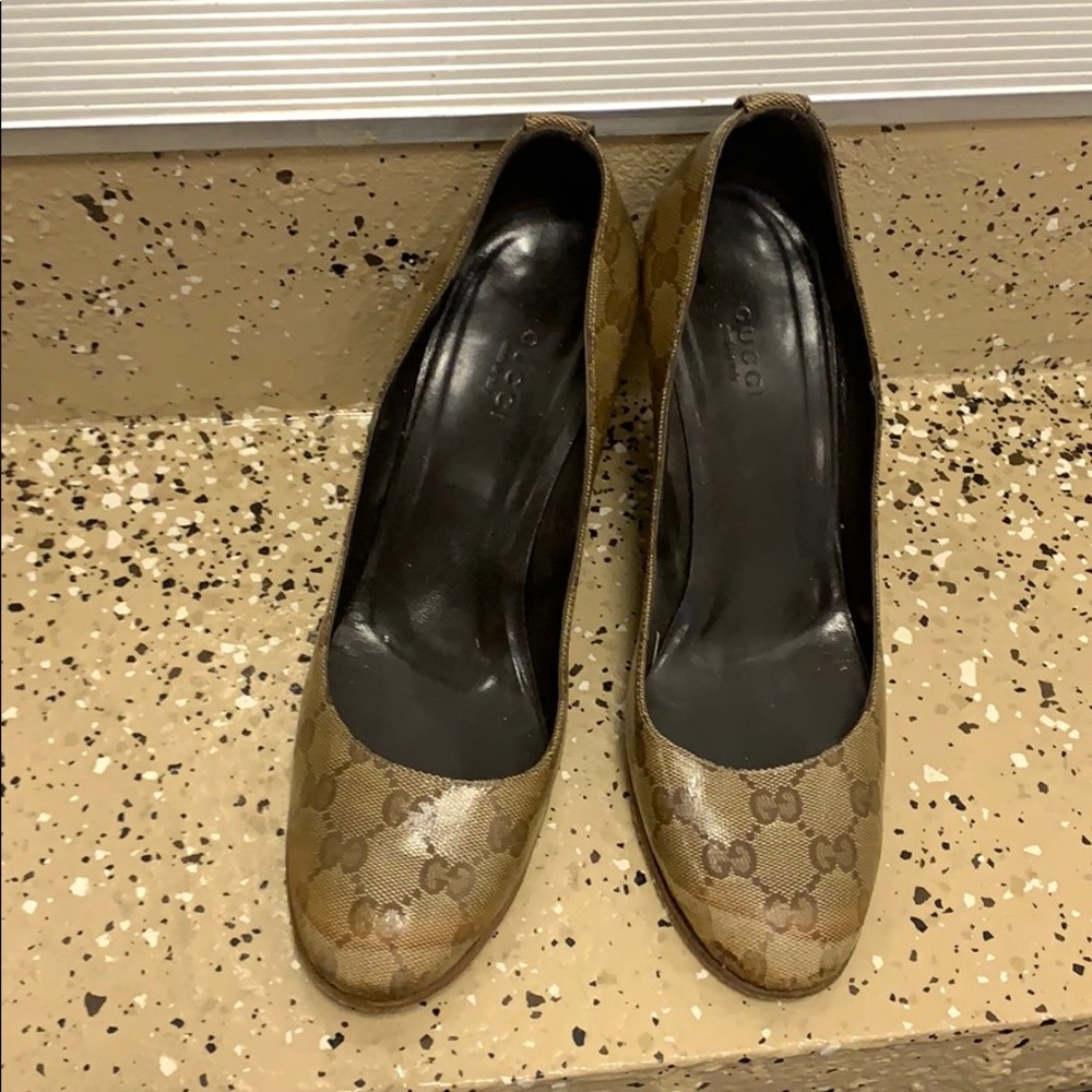 Gucci heels